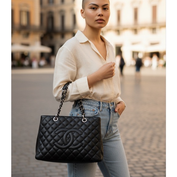 LIKE 4 LIVE NOTICE - Picture 16 of 17